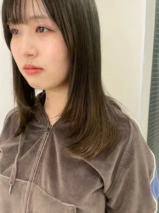 ミディアム 透明感カラー/ 髪質改善/サクラ🌸のヘアスタイル