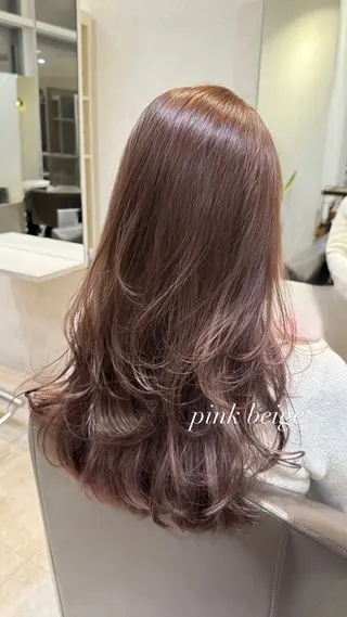 ロング カラー パーマ ヘアアレンジ JYUNESU所属・韓国・韓国ヘア 髪質改善のヘアスタイル