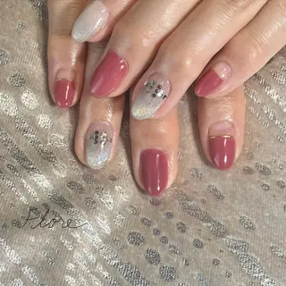 ネイル Flore (フロール)の眉毛・アイブロウイメージ