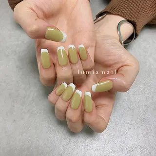 ネイル Rine 放出 (リネ)のネイルデザイン