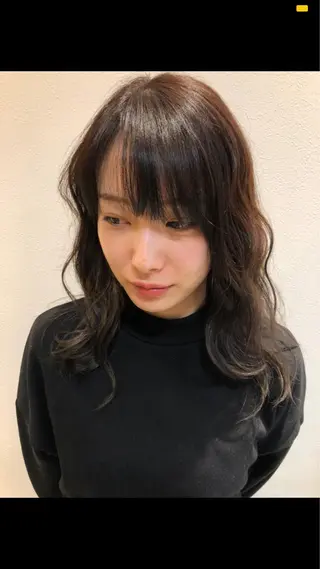 ロング 🟢ウルフ／スパイラ ルパーマ／大西🟢のヘアスタイル