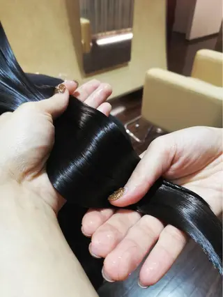 ロング 明石 歩樹のヘアスタイル