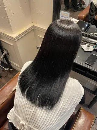 カラー shiomi H辻田 杏梨のヘアスタイル