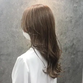 セミロング 所渉/韓国レイヤー /ウルフカットのヘアスタイル