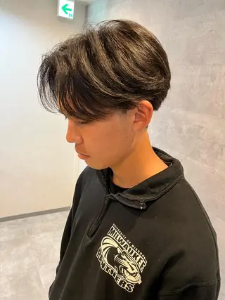 ショート メンズ ダブルカラー 新宿のヘアスタイル