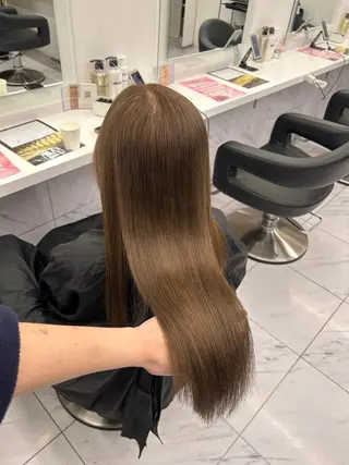 カラー 🥯縮毛/レイヤー/ ベージュヘア🥯のヘアスタイル