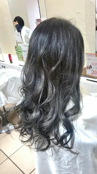 ミディアム セミロング カラー ヘアアレンジ 【髪質改善美容師】t occa茨木篠原健太のヘアスタイル