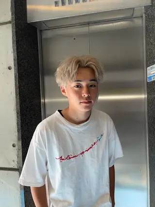 カラー メンズ 【派手髪】【個性派】 lilica💫⚡️のヘアスタイル