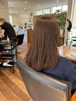 セミロング しょうへいの店四郎丸店所属・大川 優佳のヘアスタイル