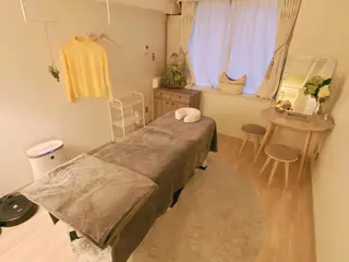 un Fiore🌷所属・小顔ハーブピーリング un.Fiore🌷のエステ・リラクイメージ