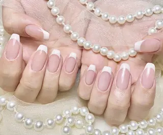 ネイル Queenie 🦋のネイルデザイン