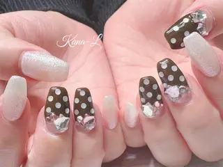 ネイル 芦辺 香奈のネイルデザイン