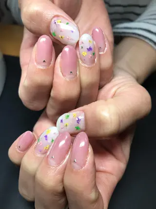 ネイル みんなの店所属・仲谷 つかさのエステ・リラクイメージ