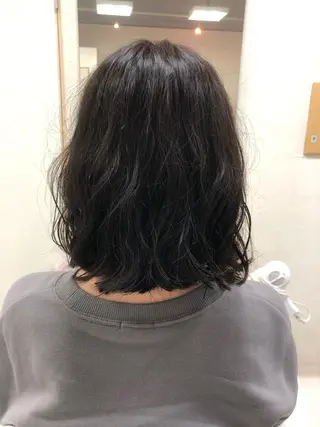 ショート カラー パーマ 阿部 美咲のヘアスタイル