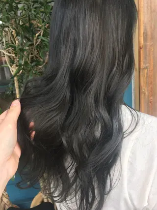 ロング 高橋 実咲のヘアスタイル