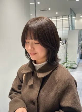 ショート 透明感ハイトーン/ レイヤー/セイナのヘアスタイル