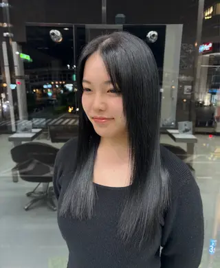 セミロング 中津/トレンドカラー /美馬本紅亜のヘアスタイル