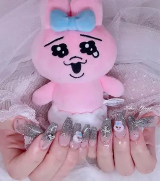 ネイル She   Nail所属・ISA_ BELLAのネイルデザイン
