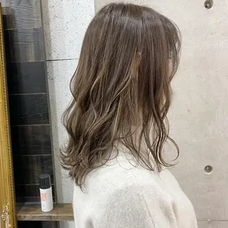 ミディアム カラー ネイル マツエク・マツパ 中山 天地のヘアスタイル