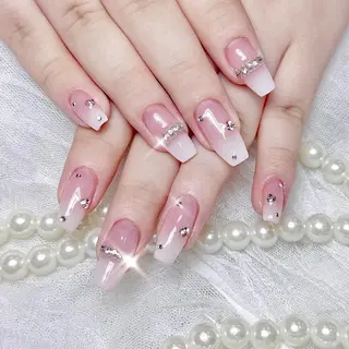 ネイル Moming 🌷のネイルデザイン