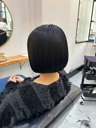 ショート カラー 高梨 菜々のヘアスタイル