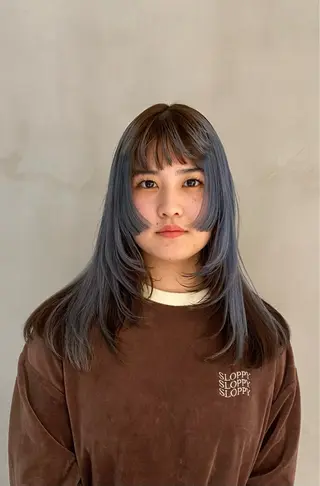 セミロング カラー レイヤー特化✨️ 𝑨𝒀𝑨𝑻𝑶のヘアスタイル