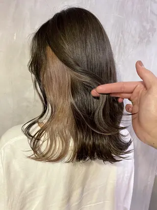 ミディアム カラー ヘアアレンジ 切りっぱなしボブ/ デザインカラー店長のヘアスタイル