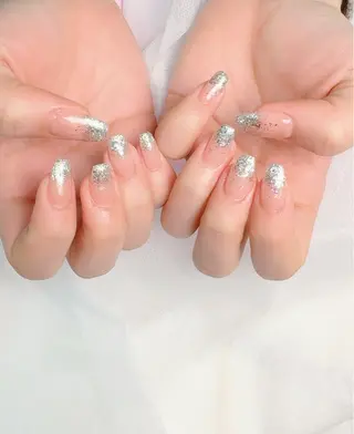 ネイル pink ladyサロン所属・べ にのネイルデザイン