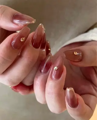 ネイル 穎 アオリのネイルデザイン