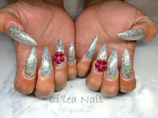 ネイル Li'leaNail AINAのネイルデザイン