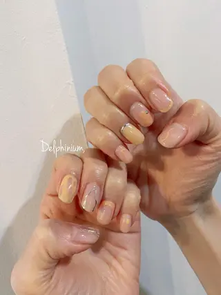 ネイル 岡本 友恵のネイルデザイン