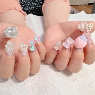 ネイル RIEKO🍒 ワンホン♡推しネイルのネイルデザイン