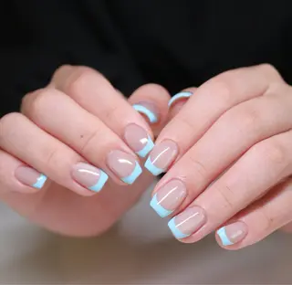 ネイル Baku Nailsのネイルデザイン