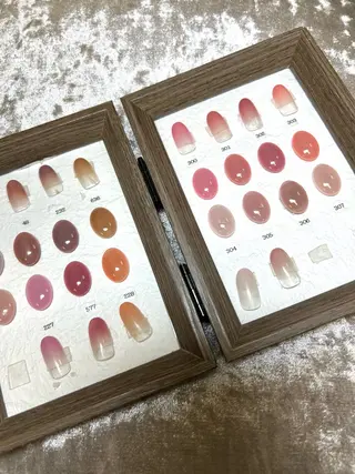 ネイル ネイルサロンエーナイン千歳所属・伊藤 姫花のネイルデザイン