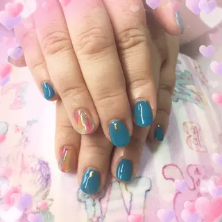 ネイル キャンアイドレッシー六本木店所属・MIKA／耳ツボ ／マグネットネイルのネイルデザイン