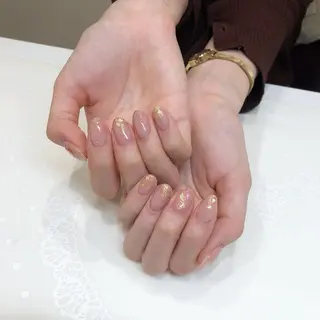 ネイル 椿森 美瑠紅の眉毛・アイブロウイメージ