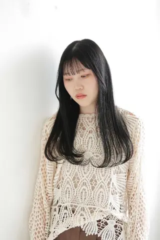 カラー 束感まつぱ🥑🤍 NATUKI🤍のマツエク・マツパデザイン