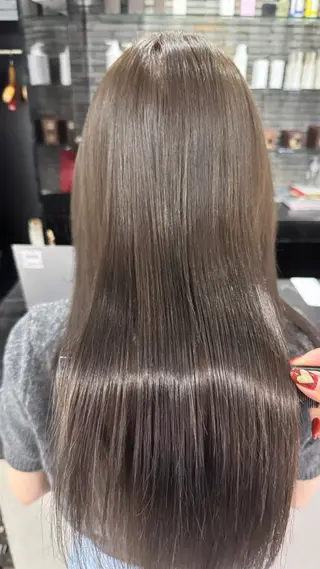 ロング wixy所属・レイヤー/美髪カラー 🫧名古屋YURIのヘアスタイル