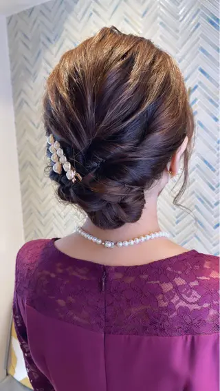 ヘアアレンジ ubu share salon所属・鈴村緋女／ヘアセット ／耳ツボジュエリーのその他イメージ