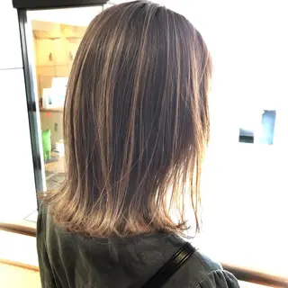 ミディアム カラー レイヤー/ベージュ カラー/ハシモトのヘアスタイル