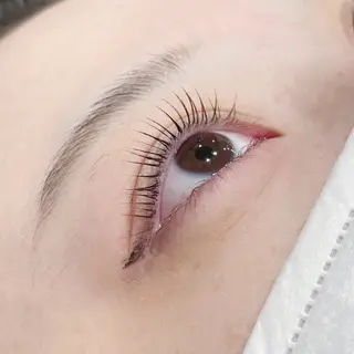 マツエク・マツパ gioia池袋店所属・gioia 根津のマツエク・マツパデザイン