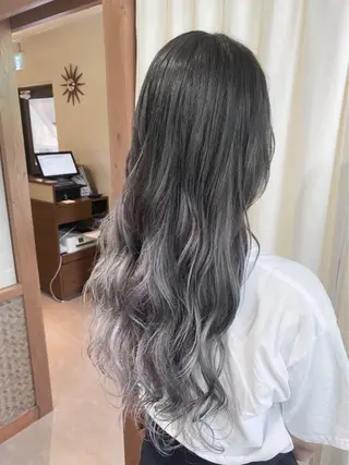 ロング カラー 💓シールエクステ ルミエールのヘアスタイル