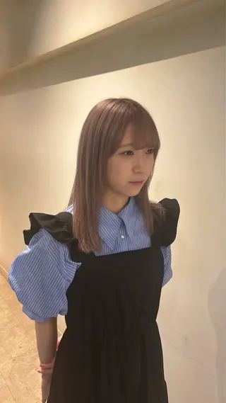 セミロング カラー ハイトーン/韓国 レイヤー🎀まおのヘアスタイル