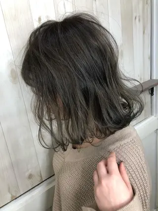 ミディアム カラー PSY(サイ)所属・PSY(サイ)池袋 金田尚久🎨のヘアスタイル