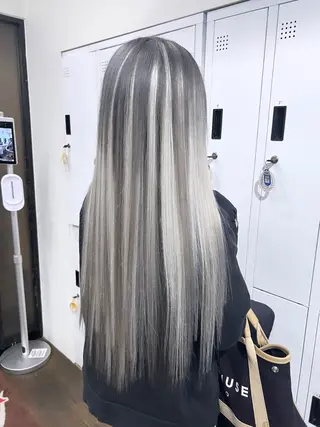 ロング カラー 🧠U-topia 西村彩🧠のヘアスタイル