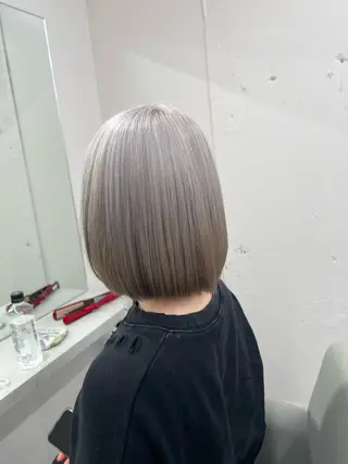 ミディアム youres hair 髪質改善トリートメント&ヘッドスパ  新宿三丁目店【ユアーズヘア】所属・🦋透明感カラー 👑NODOKA🦋のヘアスタイル