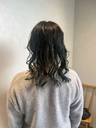 ミディアム SALOWIN大宮crest所属・大宮レイヤーカット× 透明感カラー　rioのヘアスタイル