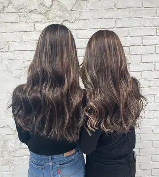 ロング 艶ハイトーン👑♡ NATSUKIのヘアスタイル