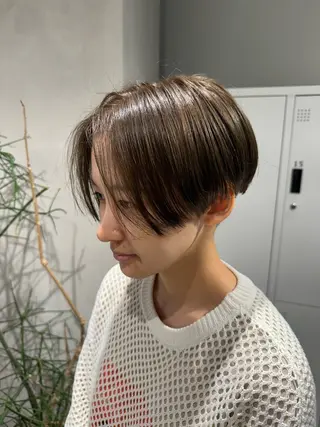 ショート カラー 透明感カラー✨艶髪 制作🌱山根あゆみのヘアスタイル