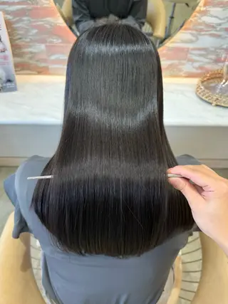 ゆうか ・髪質改善のヘアスタイル